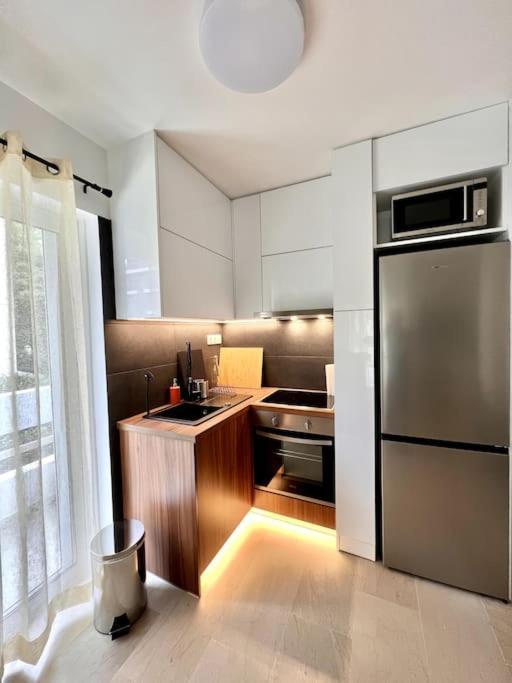 Lovely Studio 3-Min From Beach Palaio Faliro Exterior photo